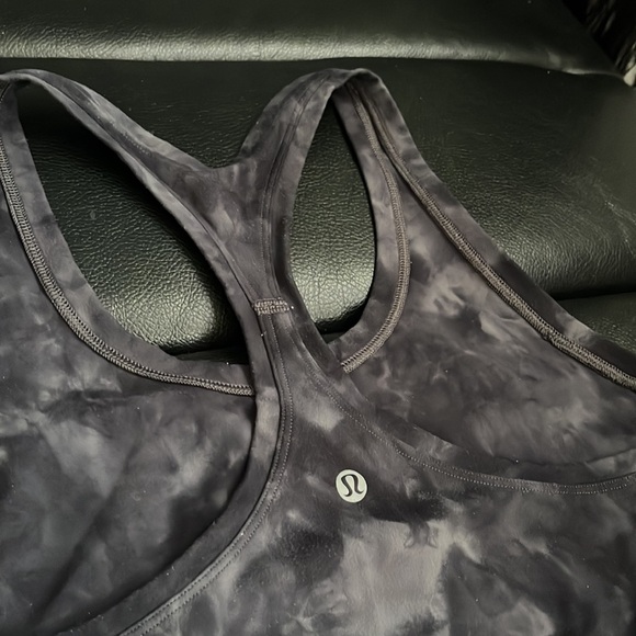 Lulu lemon athletic tank top t back. - Picture 3 of 5